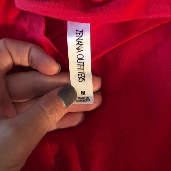Red turtleneck Size M - Picture 2 of 3